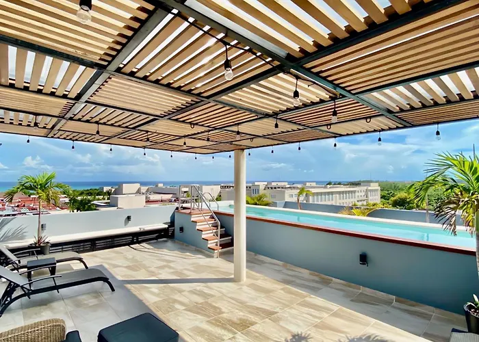Sunset Kin Beach Apartments